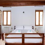 Zeno 14 Paradiso - Casa Gialla Lägenhet