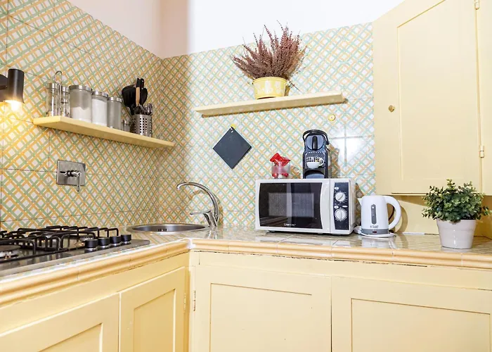 Zeno 14 Paradiso - Casa Gialla * 罗马